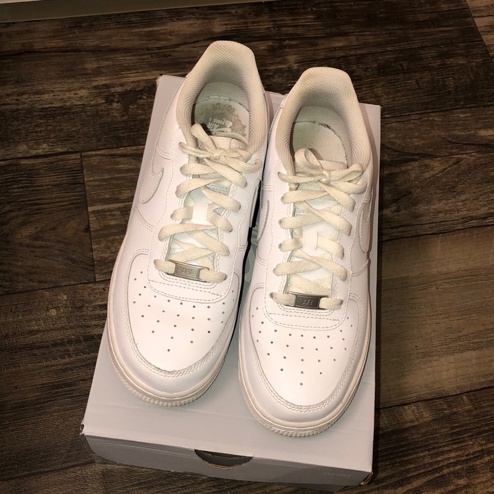 Nike Air Force 1 “All White”